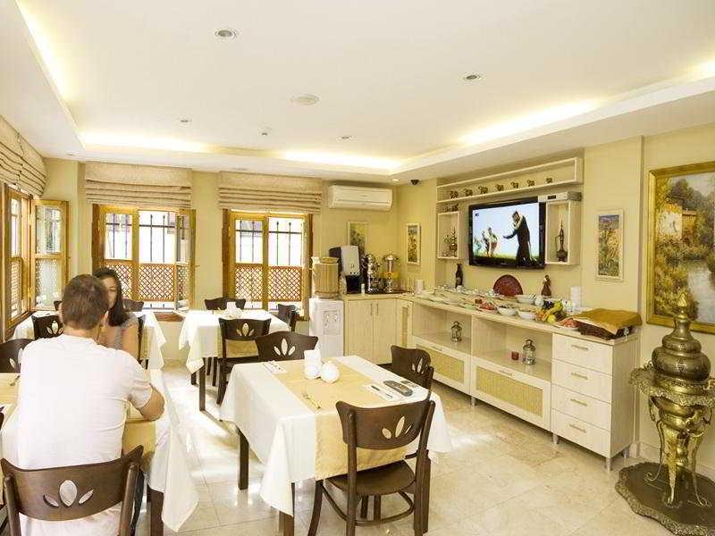 Sultan House Hotel 3*